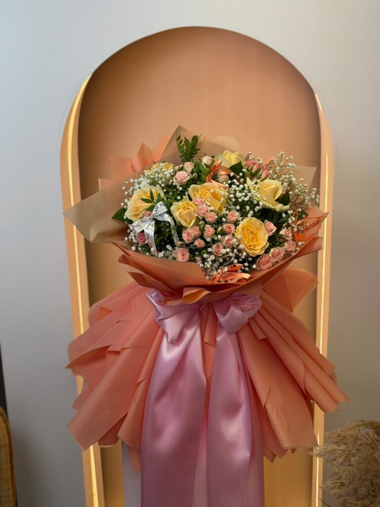 Peaches & Bows
