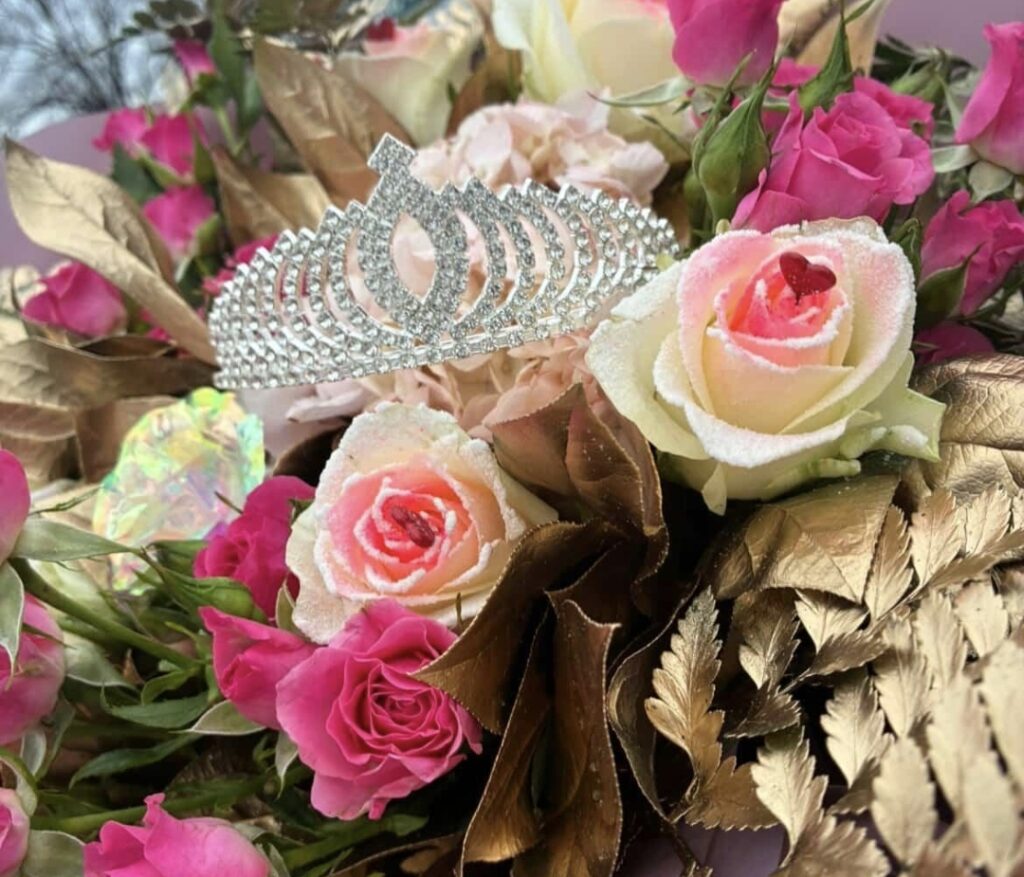 Large Crown
